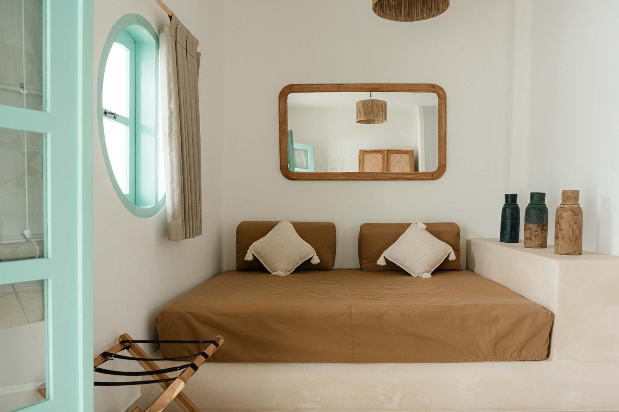 Quma Hotel Джили Трауанган Екстериор снимка