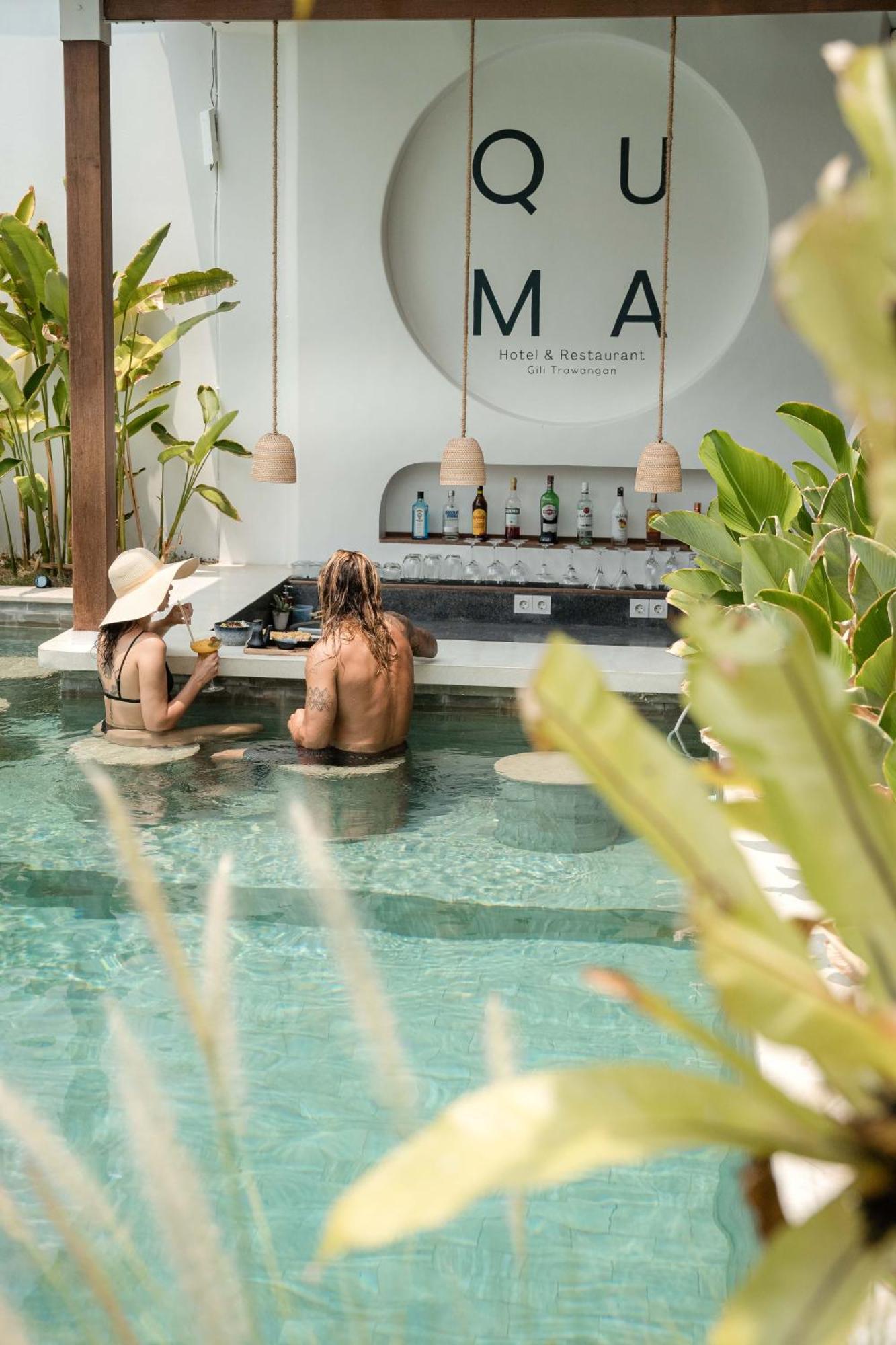 Quma Hotel Джили Трауанган Екстериор снимка